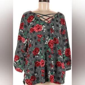 Criss-cross Checkered/Plaid Top